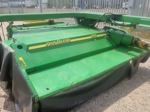 Chris Atkin & Son Ltd - John Deere 1365